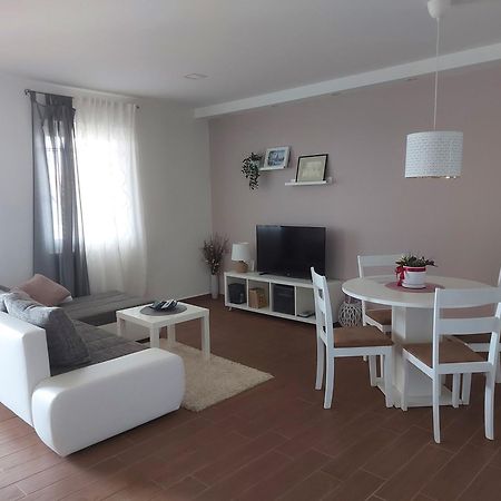Apartman Lorna Turanj Exteriér fotografie