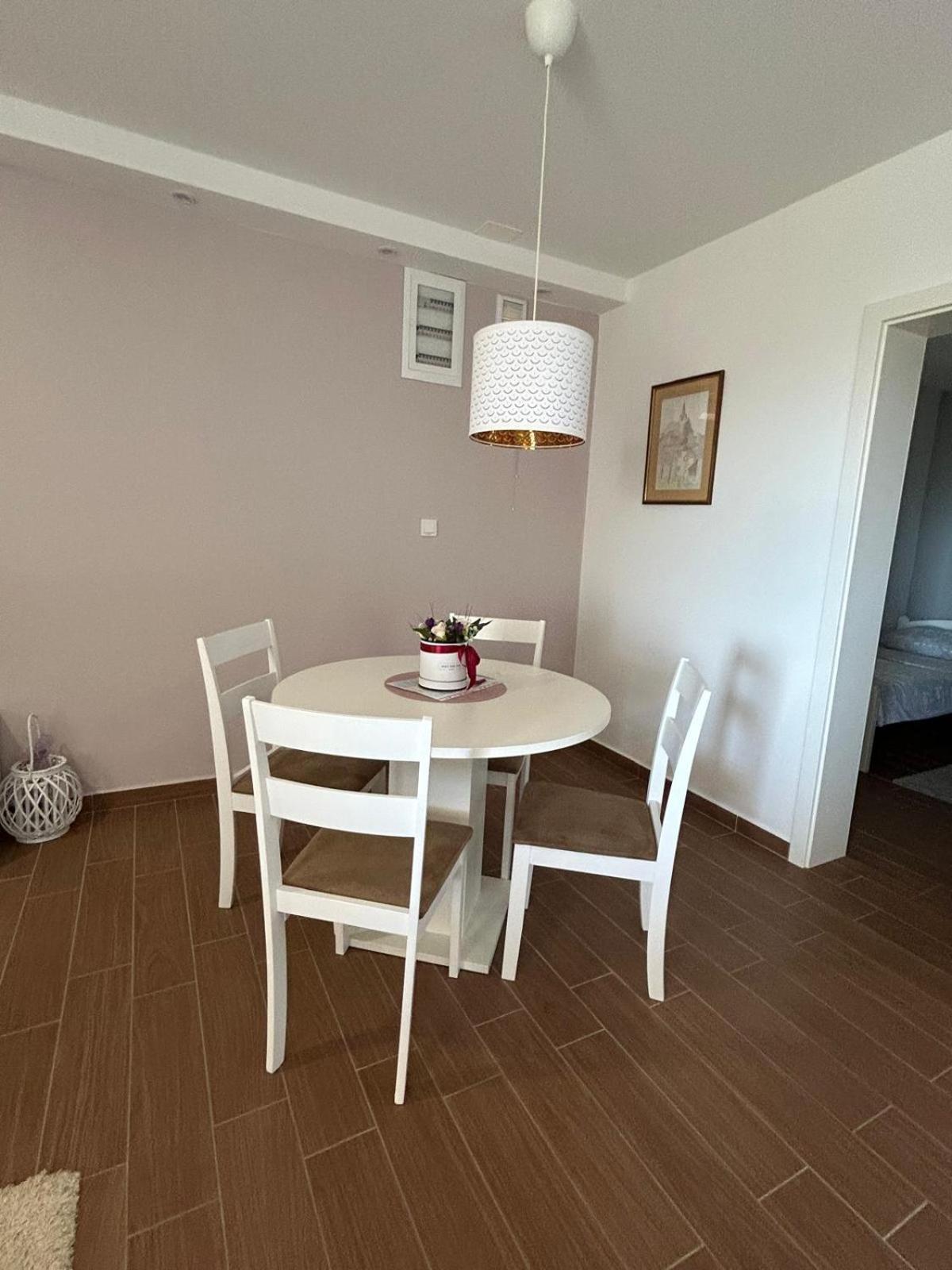 Apartman Lorna Turanj Exteriér fotografie