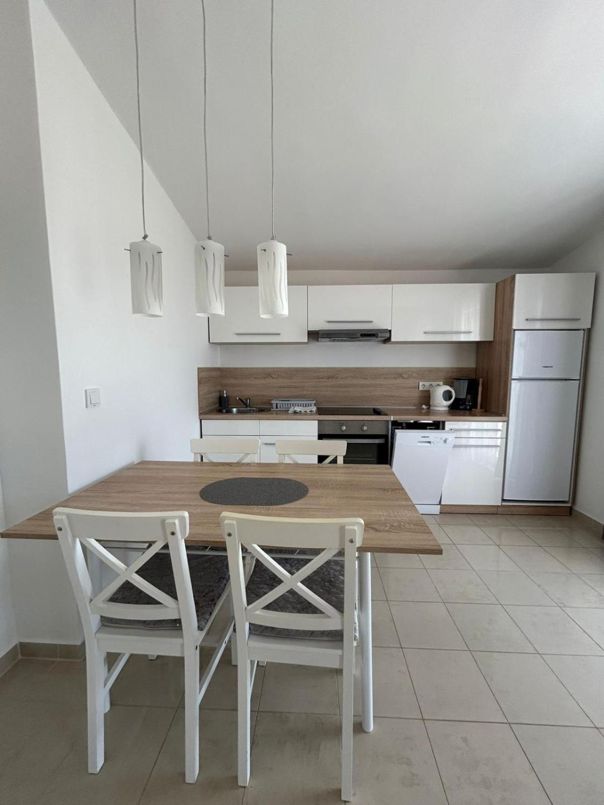 Apartman Lorna Turanj Exteriér fotografie