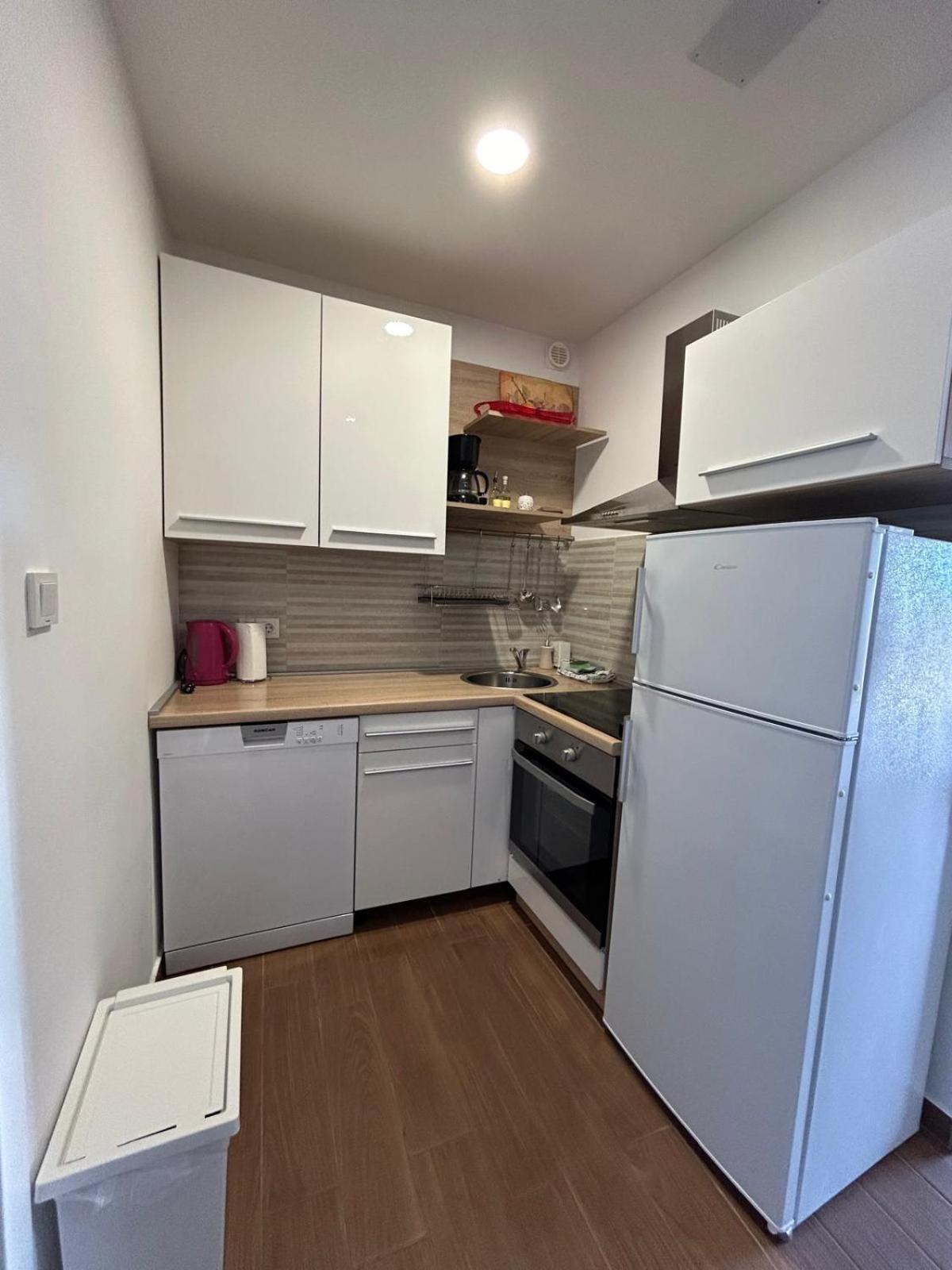 Apartman Lorna Turanj Exteriér fotografie